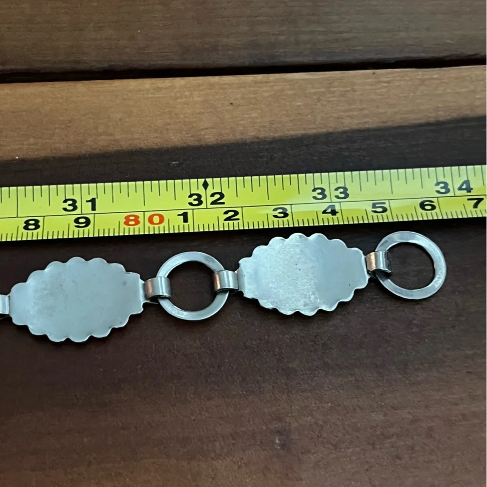 Vintage SILVEL Silver Embossed Link Belt